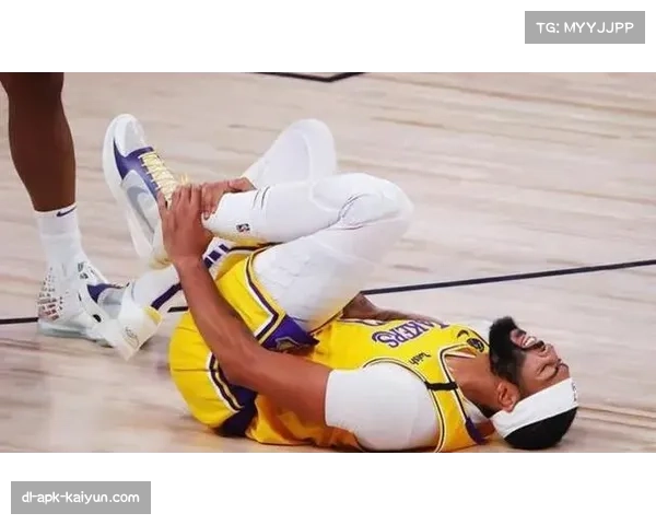 湖人上下半场表现迥异 上半场净胜率第四而下半场滑落至第25位